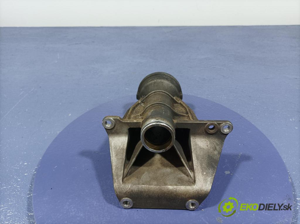 Bmw M4 2022 poloos Práva: před 8639383