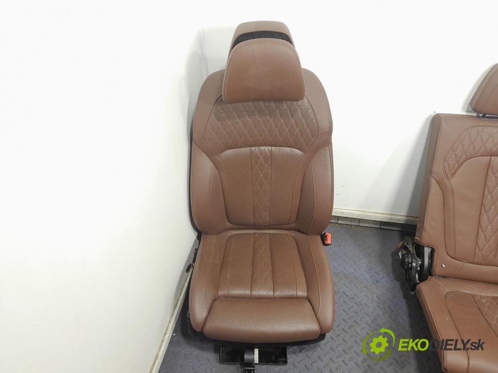 Bmw X7 2021 sedačke: Set.: