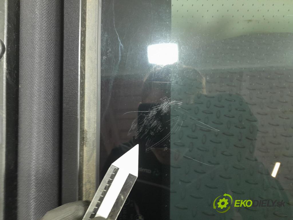 Bmw X7 2021 Střešní okno: