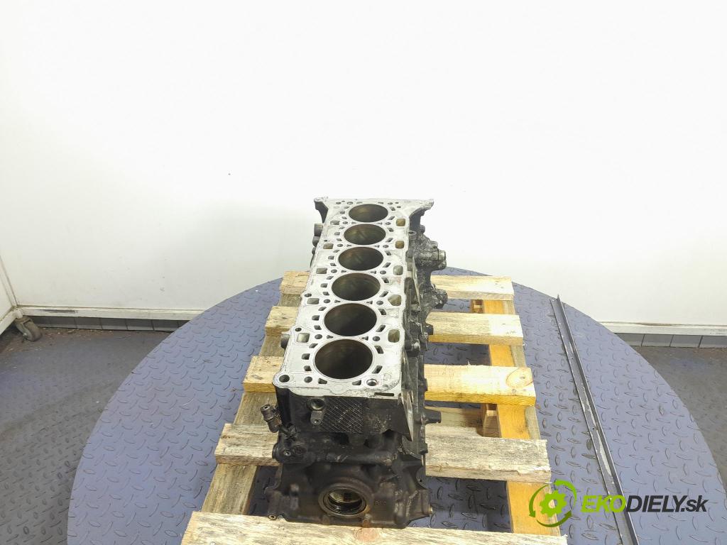 Bmw M4 2022 Blok Motor: 8047265