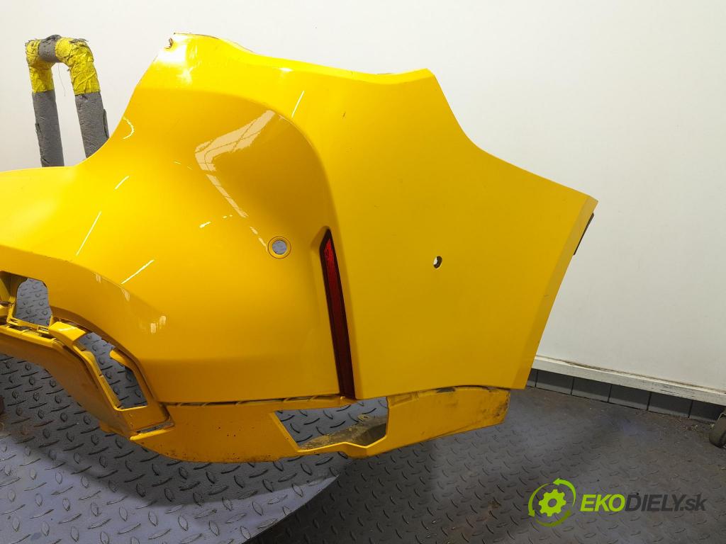 Bmw M4 2022 nárazník zad