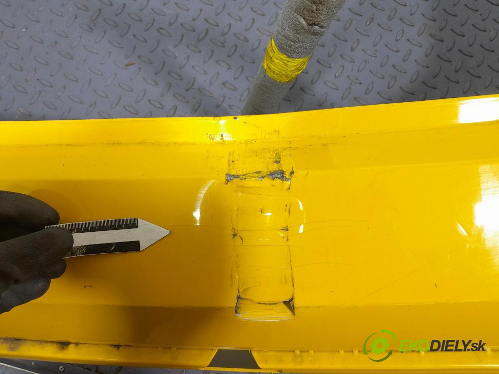 Bmw M4 2022 nárazník zad