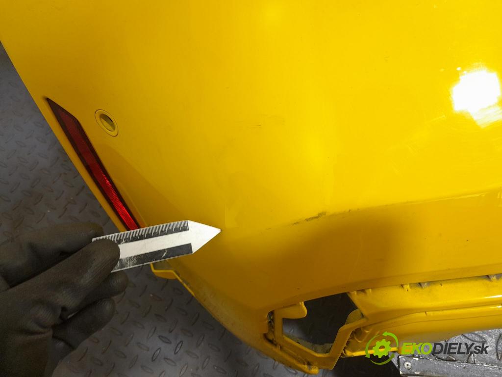 Bmw M4 2022 nárazník zad