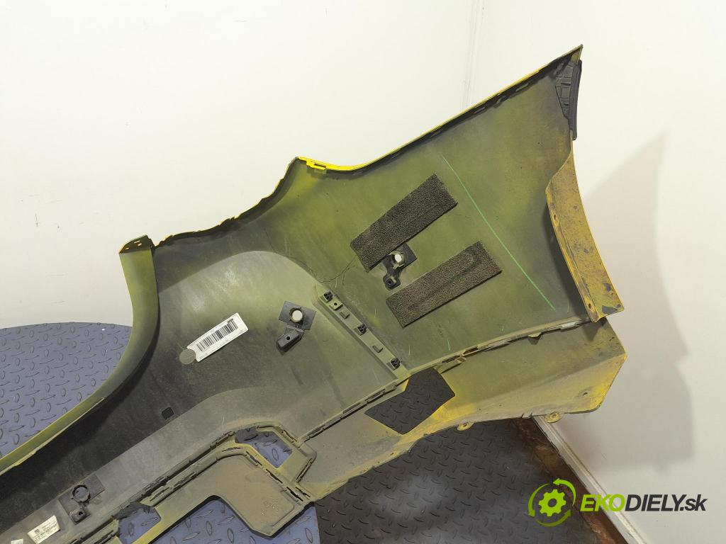 Bmw M4 2022 nárazník zad 