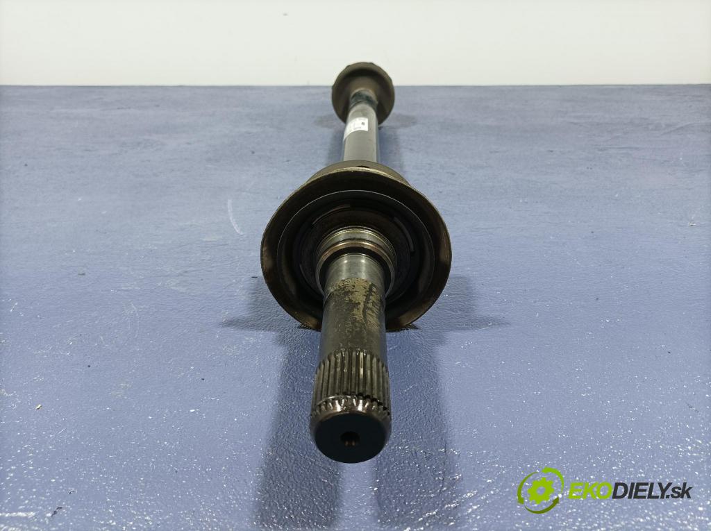 Bmw M4 2022 poloos Prava: zad 8089856