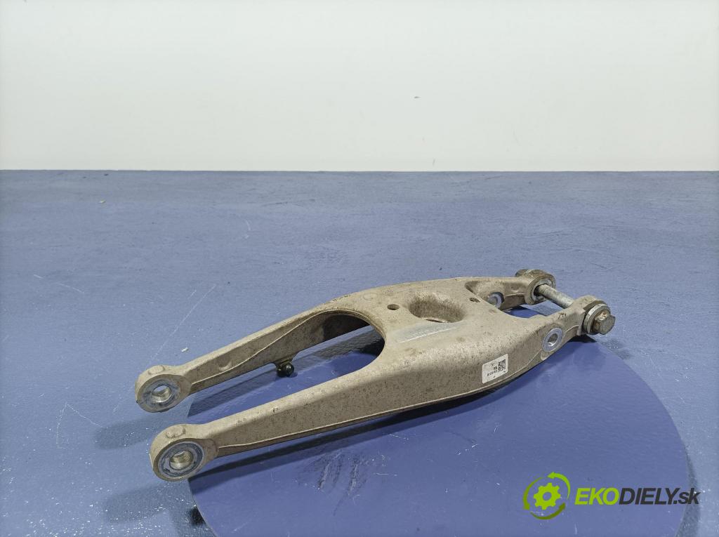 Bmw M4 2022 zad Vľavo: 2284533