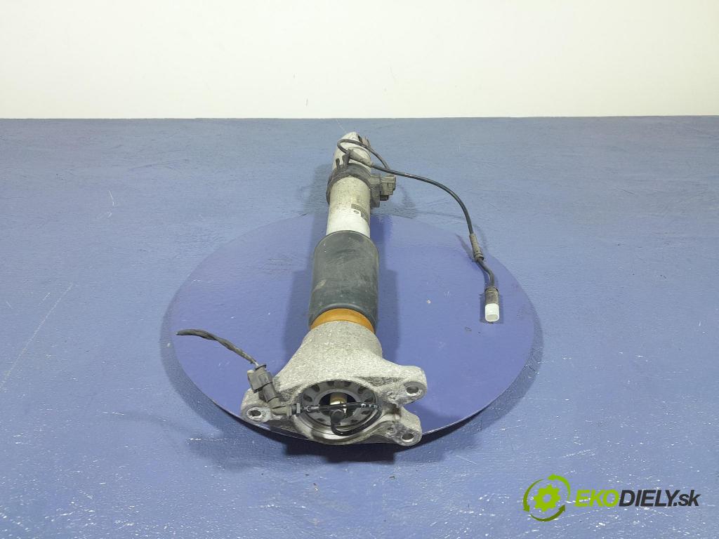 Bmw M4 2022 tlmič zad Správny.: 8091380