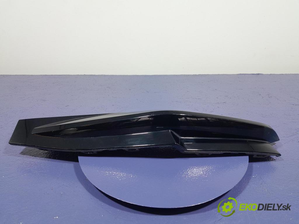 Bmw M4 2022 lišta narazník 8076450