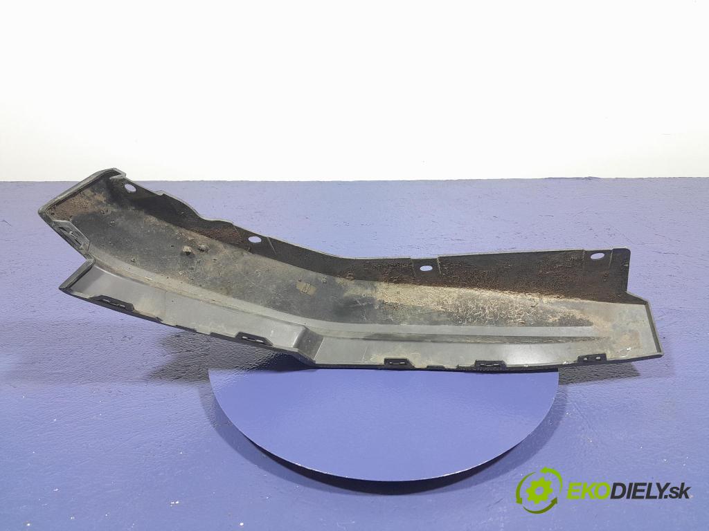 Bmw M4 2022 lišta narazník 8076450