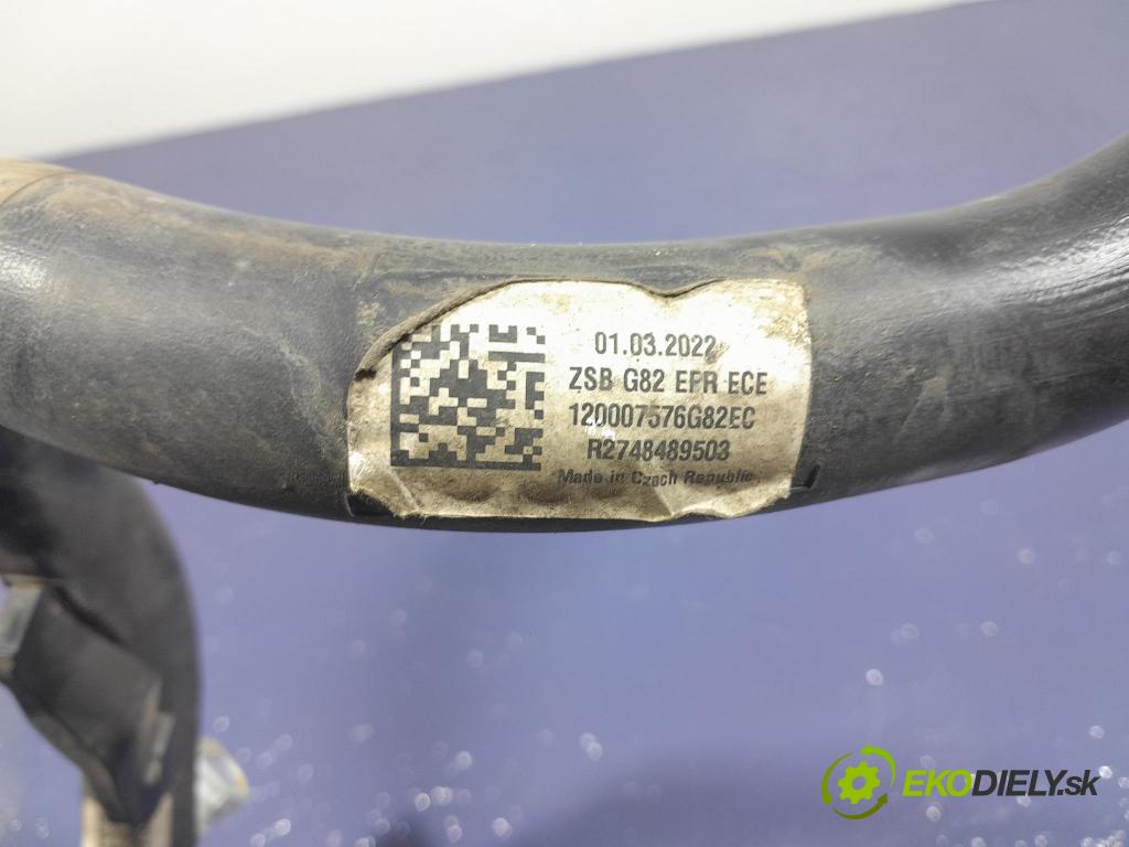 Bmw M4 2022 Nalievacie hrdlo: paliva 7484895