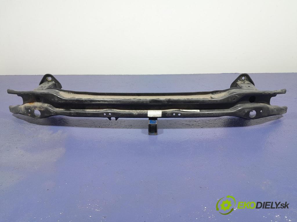 Bmw M4 2022 výstuha narazník zad 8078375