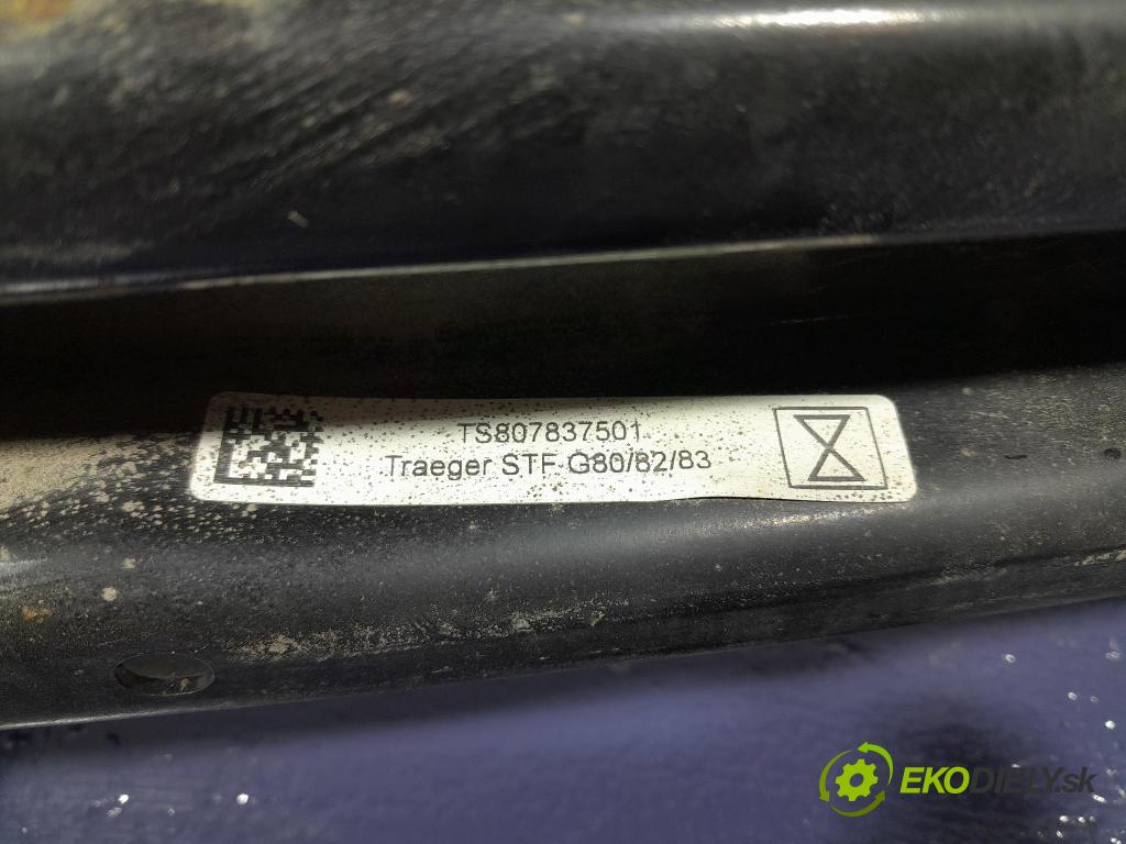 Bmw M4 2022 výstuha narazník zad 8078375