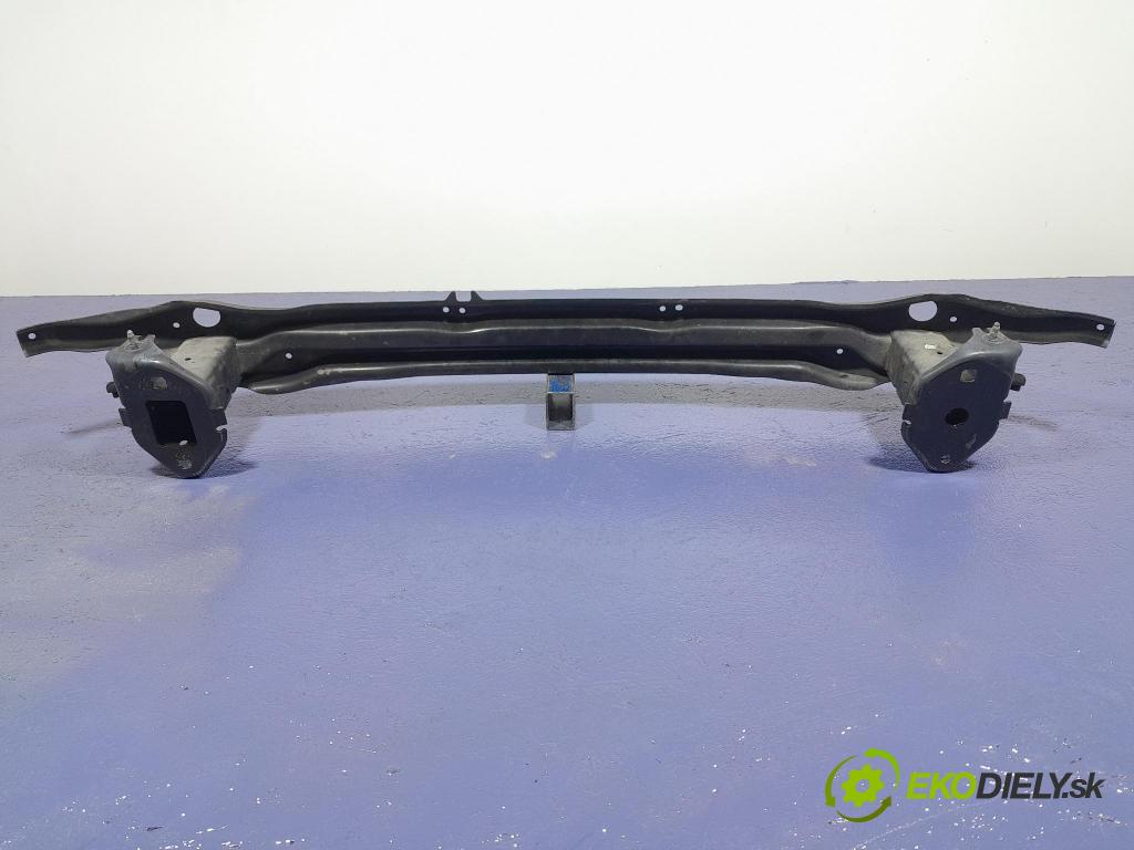 Bmw M4 2022 výstuha narazník zad 8078375
