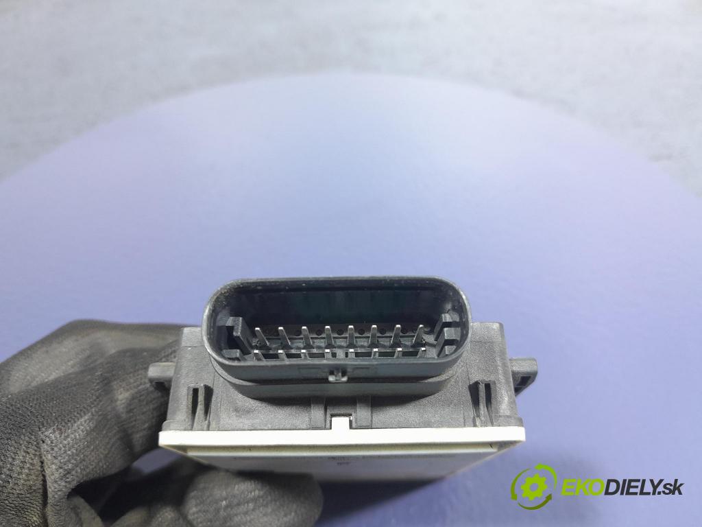 Bmw M4 2022 Radar: 5A52AC7