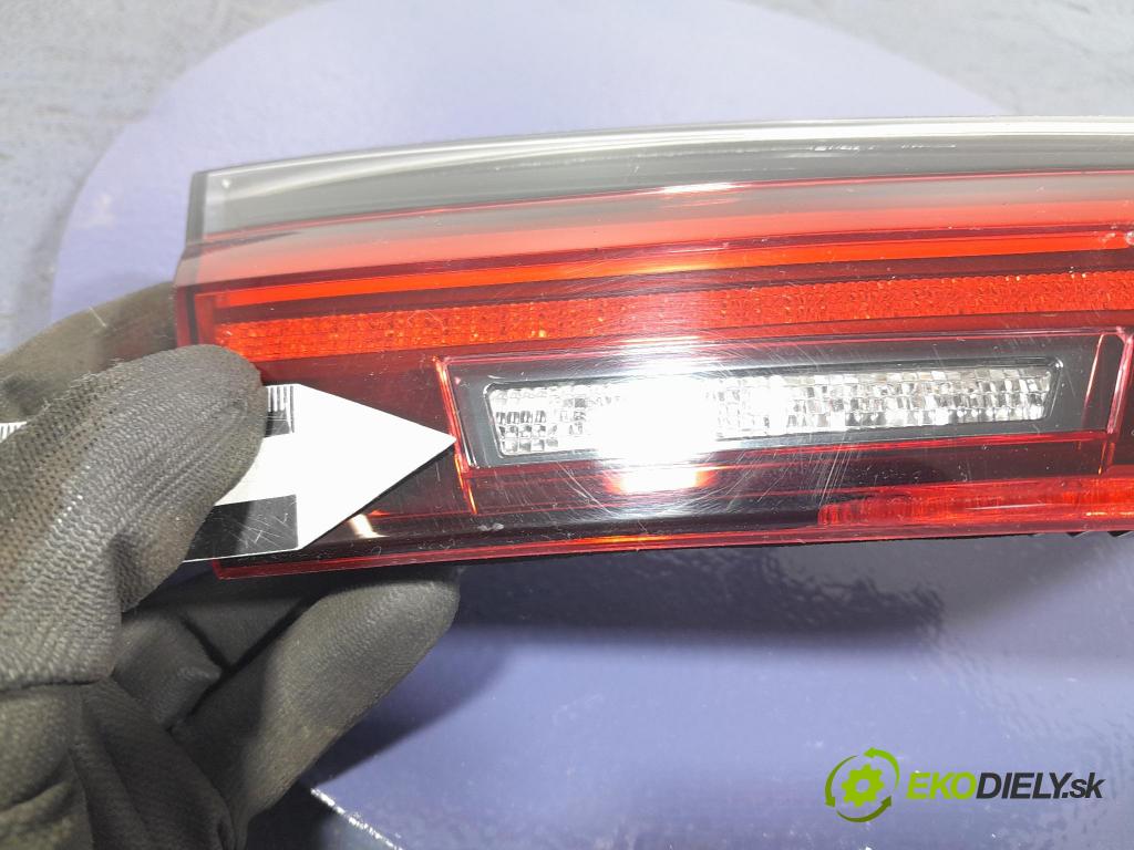 Bmw M4 2022 svetlo / reflektor zad ľavá Vnútri: 7477607
