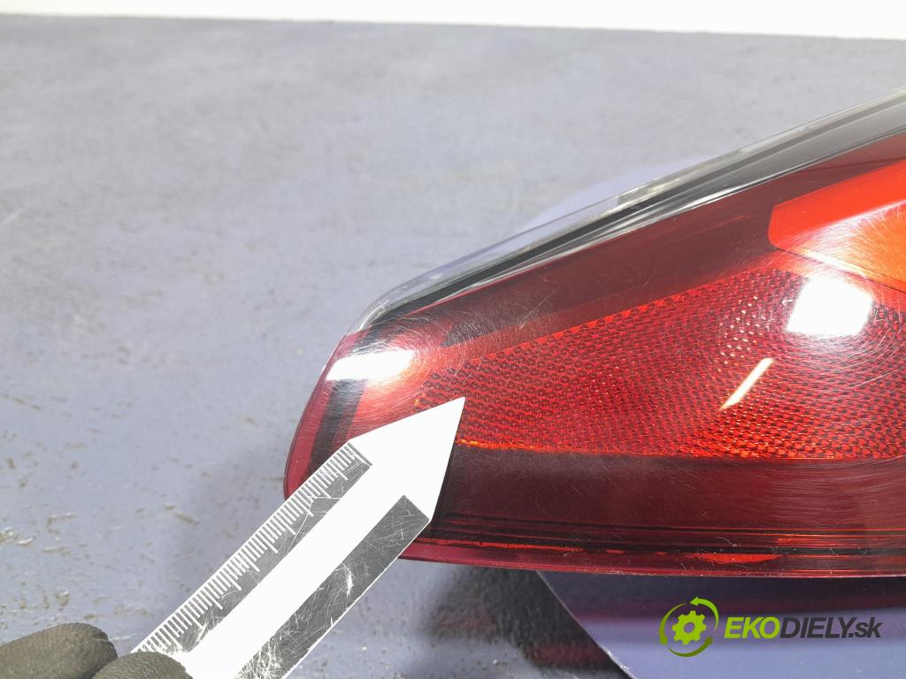 Bmw M4 2022 světlo Zad: levá Mimo: 7477603