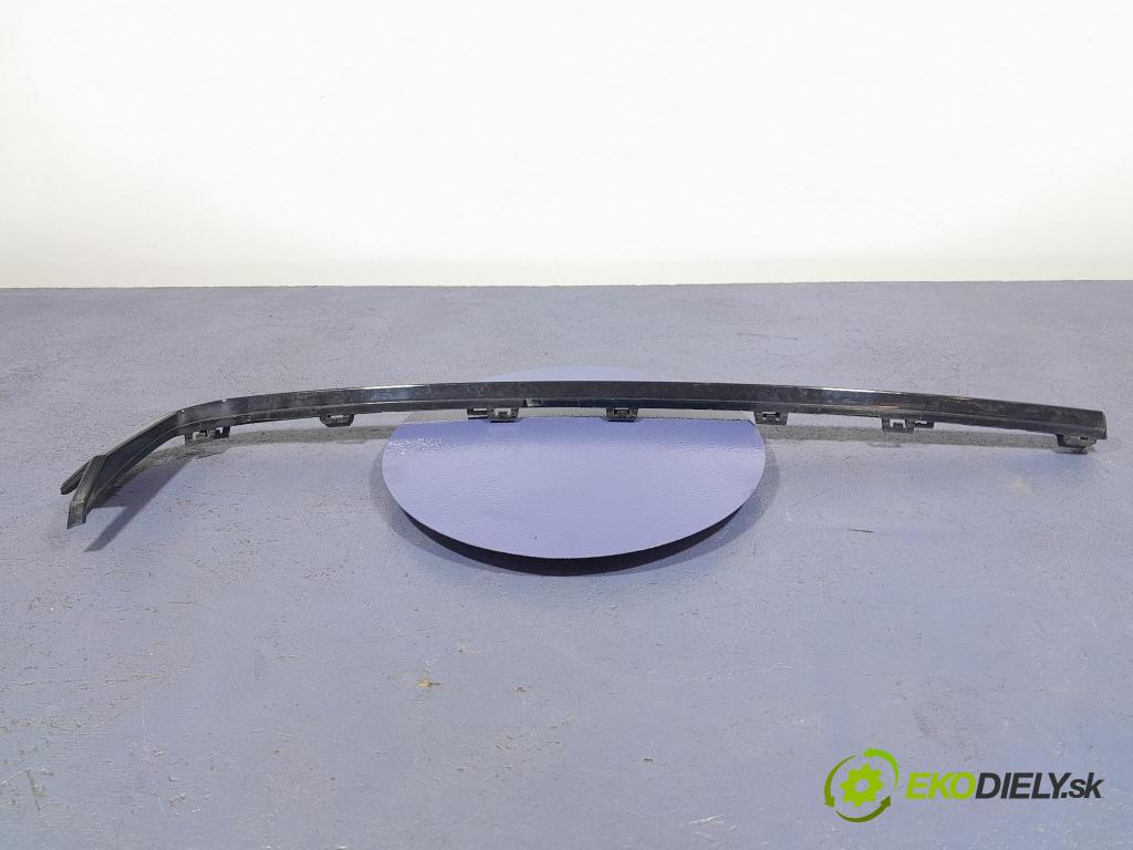 Bmw M4 2022 lišta narazník 8076447