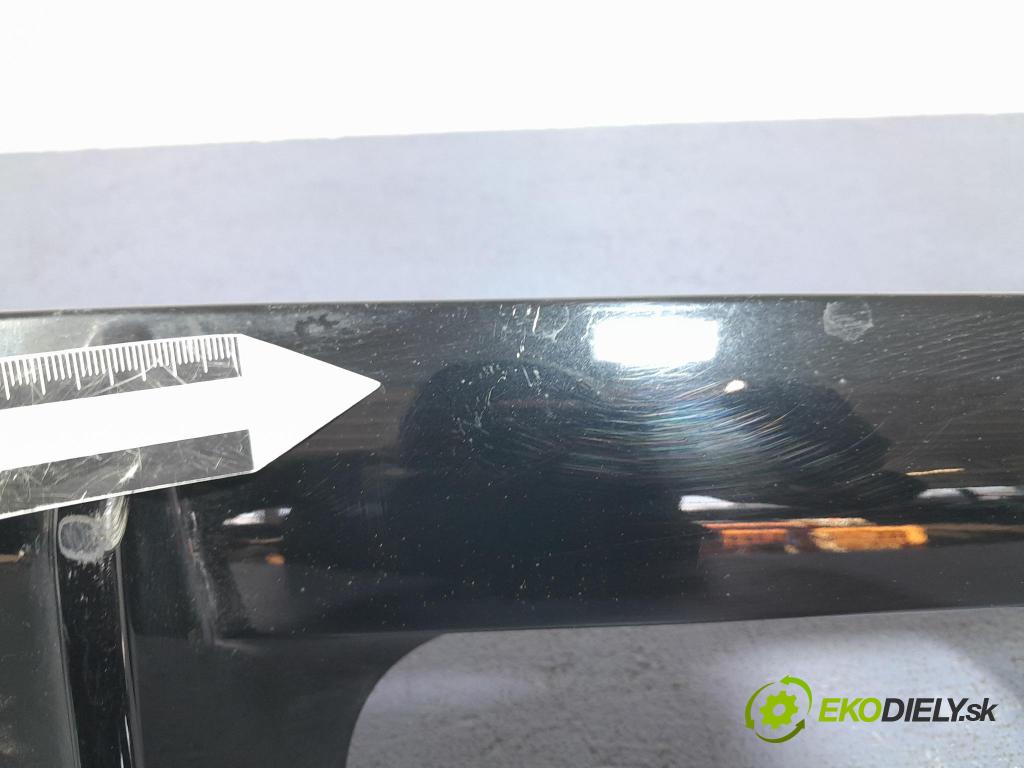 Bmw M4 2022 lišta narazník 8069443