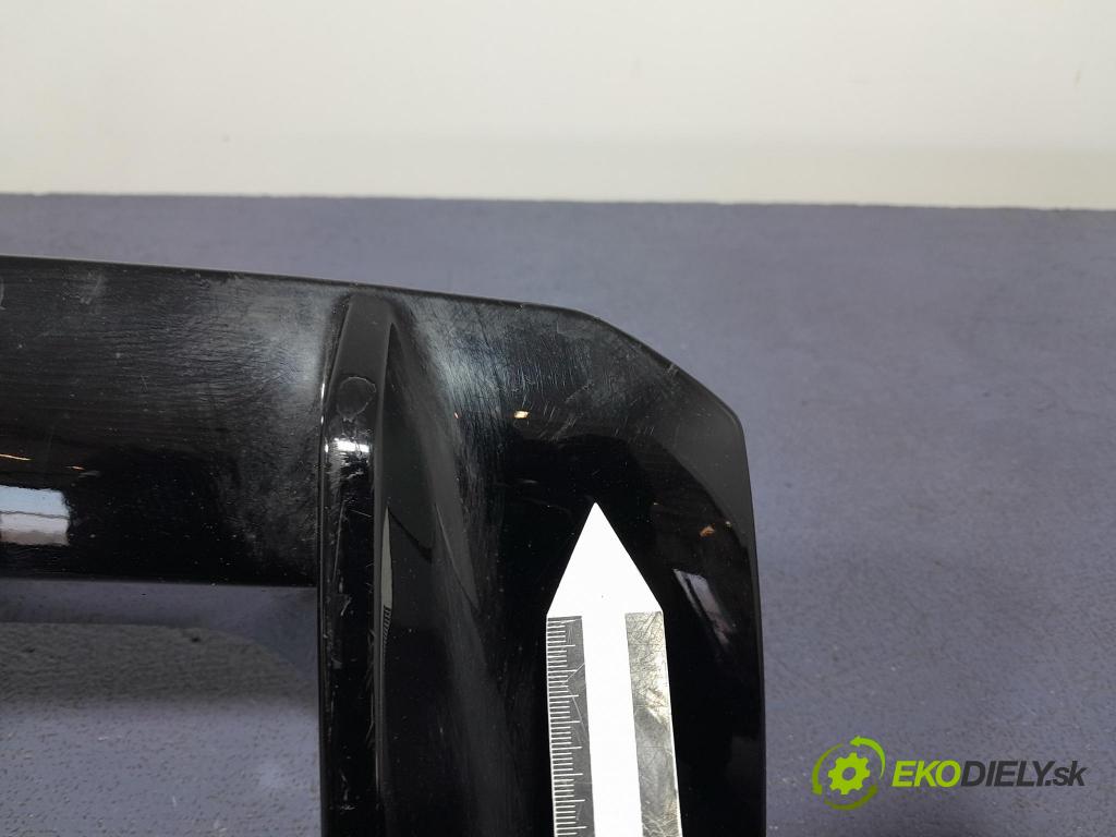 Bmw M4 2022 lišta narazník 8069443