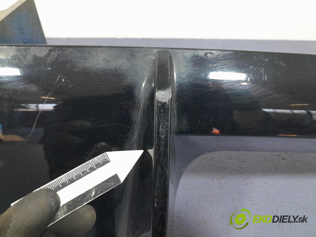 Bmw M4 2022 lišta narazník 8069443