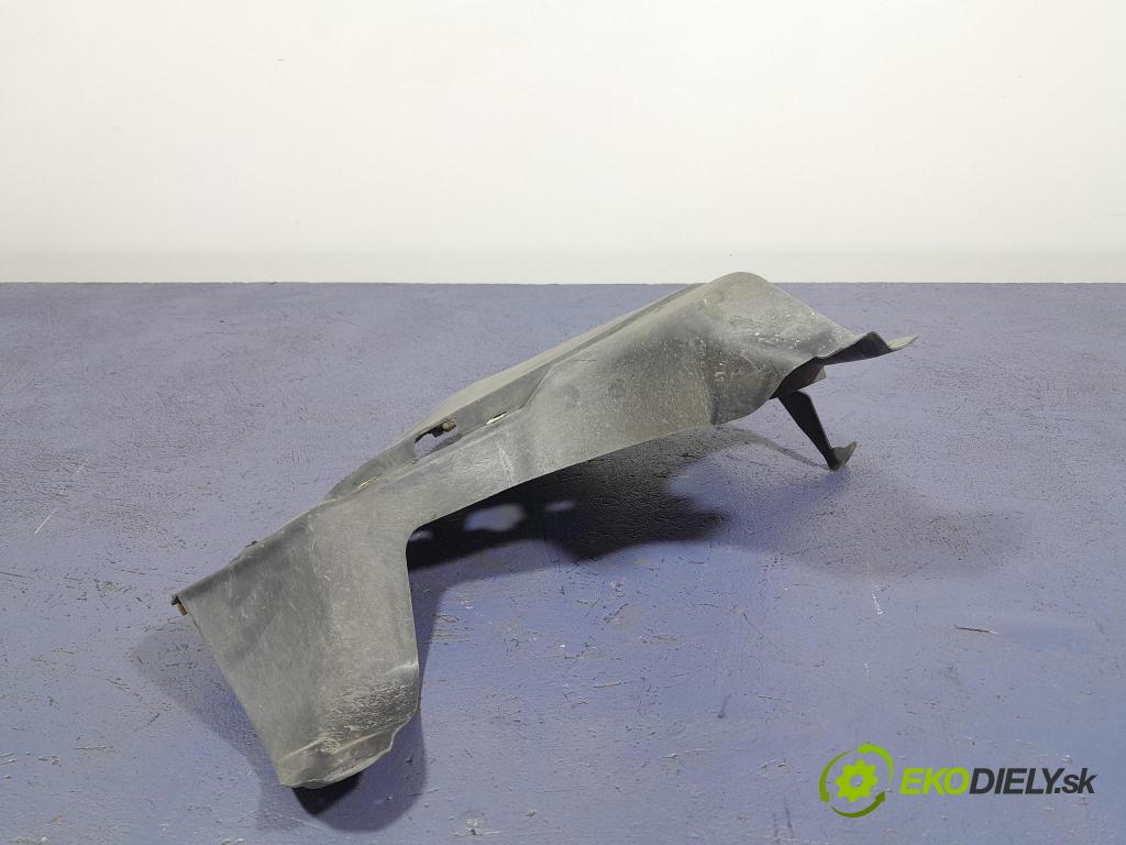 Bmw M4 2022 kryt Plast: podvozek: 7340868