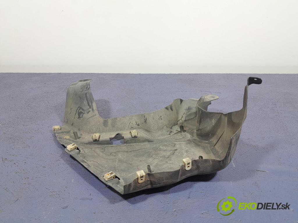Bmw M4 2022 kryt Plast: podvozek: 7340868