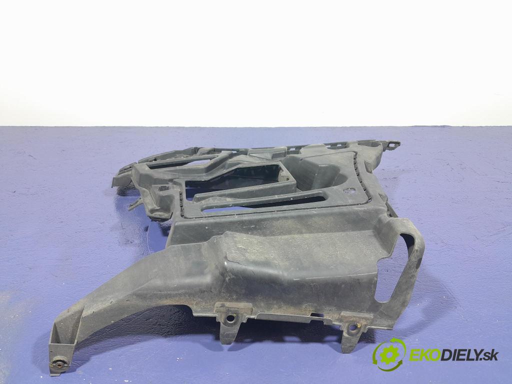 Bmw M4 2022 Upevnenie: narazník 8074728