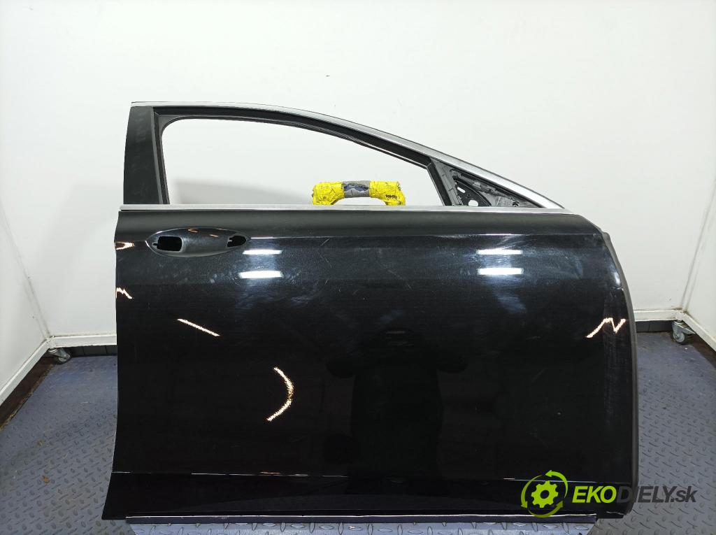 Mercedes E-klasa 2020 dvere Predné pravé