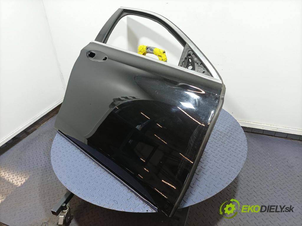Mercedes E-klasa 2020 dvere Predné pravé