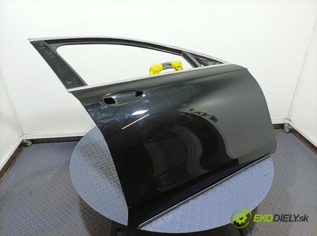 Mercedes E-klasa 2020 dvere Predné pravé