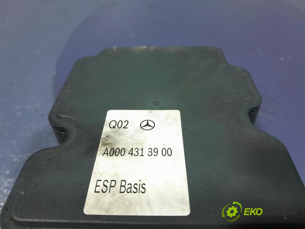 Mercedes Gla-klasa 2019 čerpadlo ABS x A0004313900