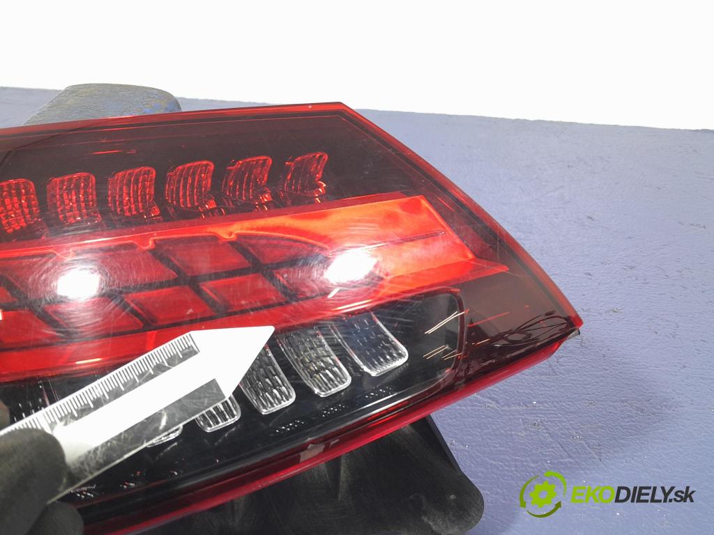 Mercedes E-klasa 2020 svetlo / reflektor zad ľavá Vonkajsia: A2139065109