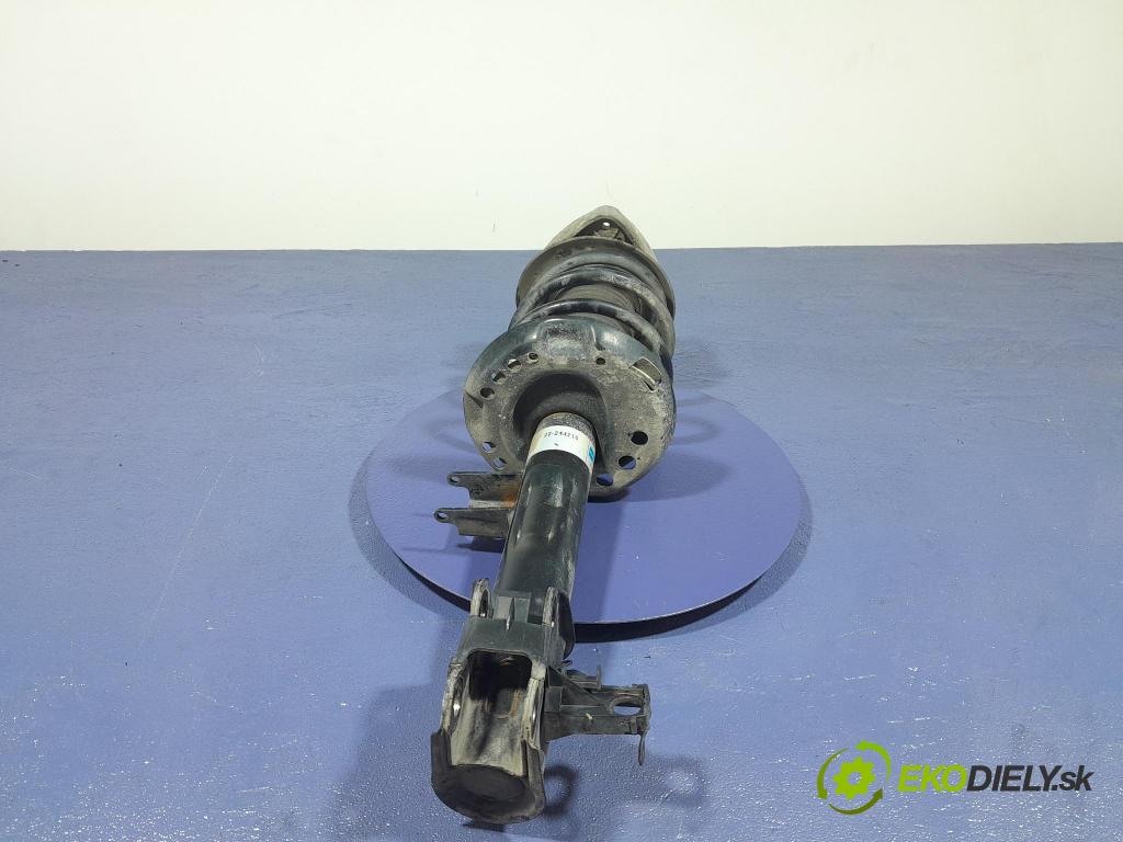 Mercedes Gla-klasa 2019 tlmič Predné Vľavo.: