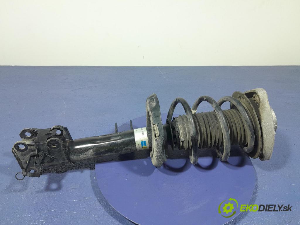 Mercedes Gla-klasa 2019 tlmič Predné Vľavo.: