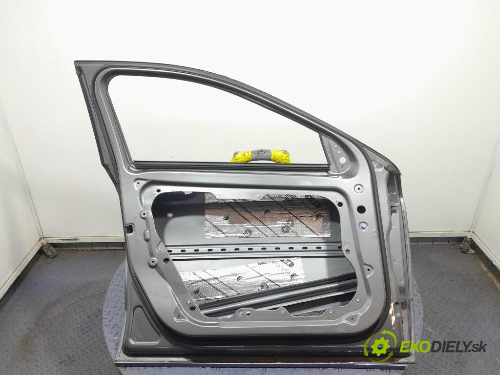 Mercedes Gla-klasa 2019 dvere Predné Vľavo: 