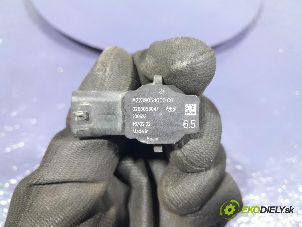 Mercedes E-klasa 2020 snímač / riadiaca jednotka PDC A2239054000