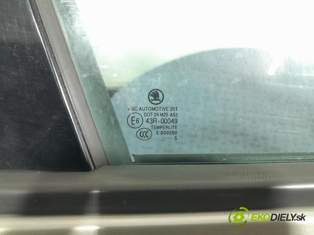 Skoda Octavia 2015 dvere Predné pravé