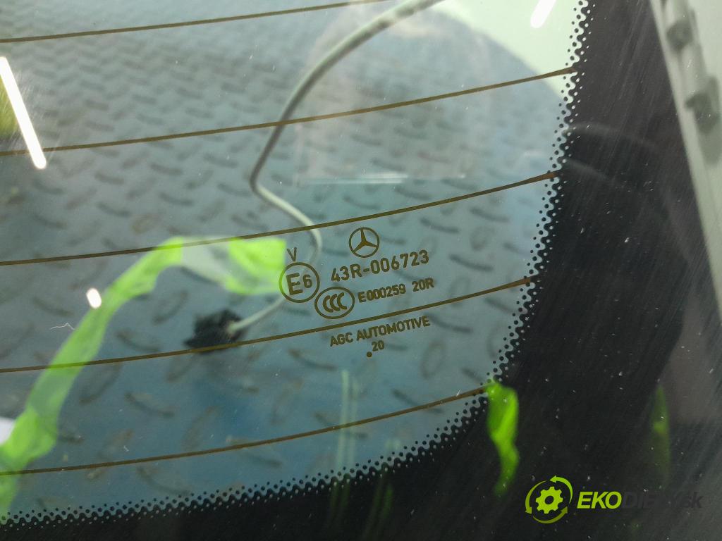 Mercedes E-klasa 2020 sklo zadna