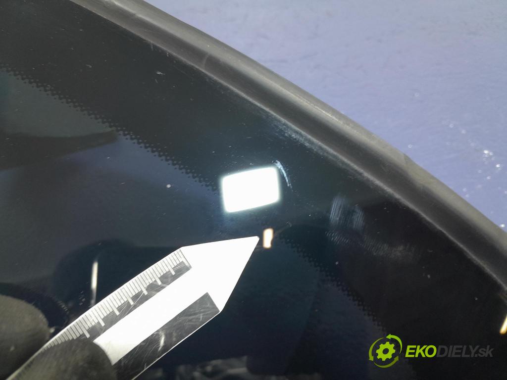 Mercedes E-klasa 2020 sklo dvere zad ľavé A2137300702