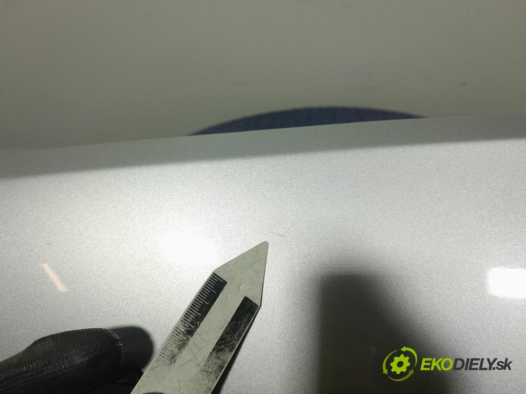 Opel Insignia 2018 blatník Predné Vľavo: