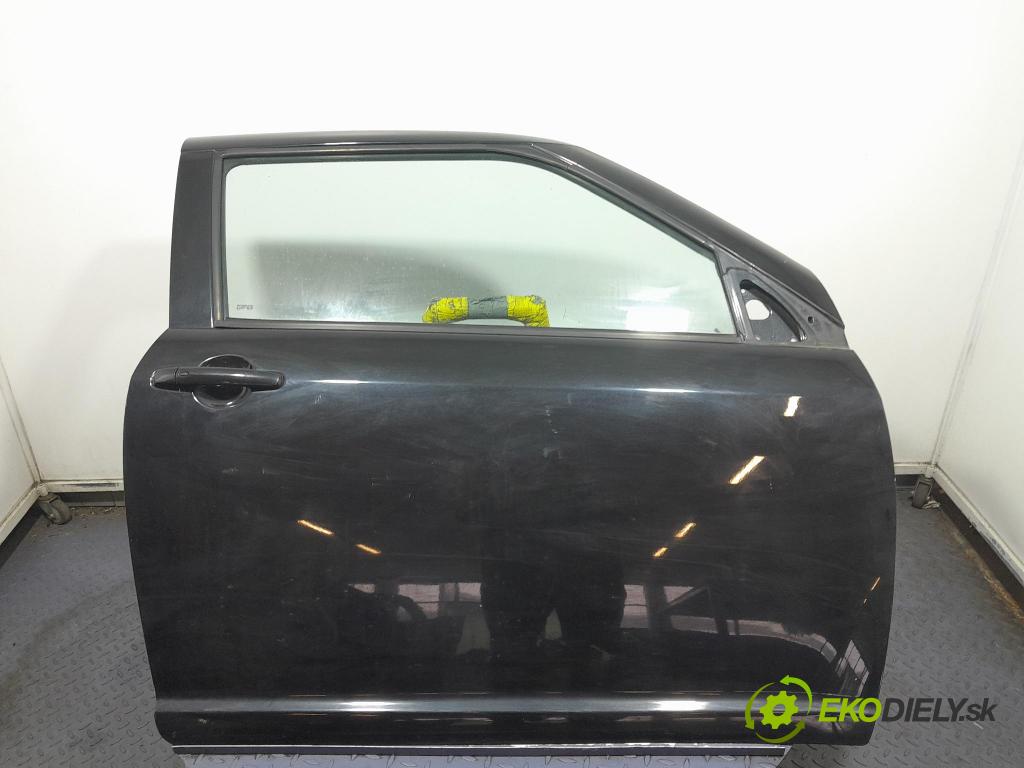 Suzuki Swift 2007 dvere Predné pravé