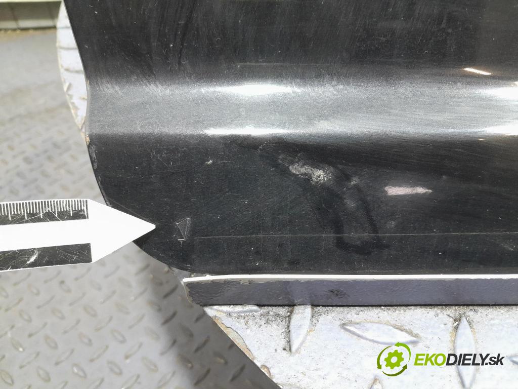 Suzuki Swift 2007 dvere Predné pravé