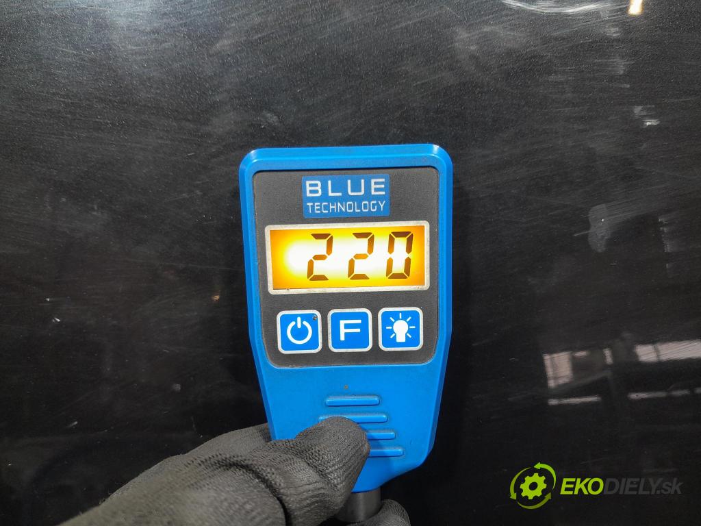 Suzuki Swift 2007 dvere Predné pravé