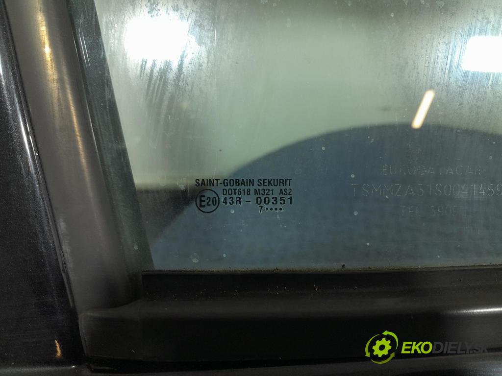 Suzuki Swift 2007 dvere Predné pravé