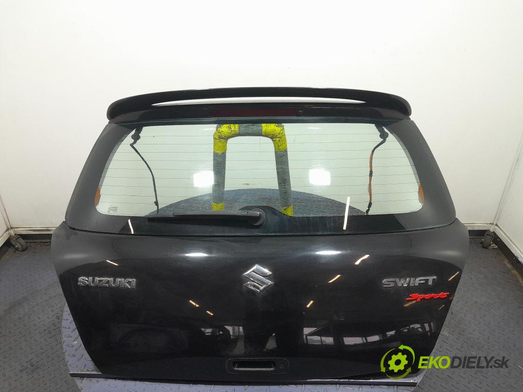 Suzuki Swift 2007 zadna dveře kufra: kufra: