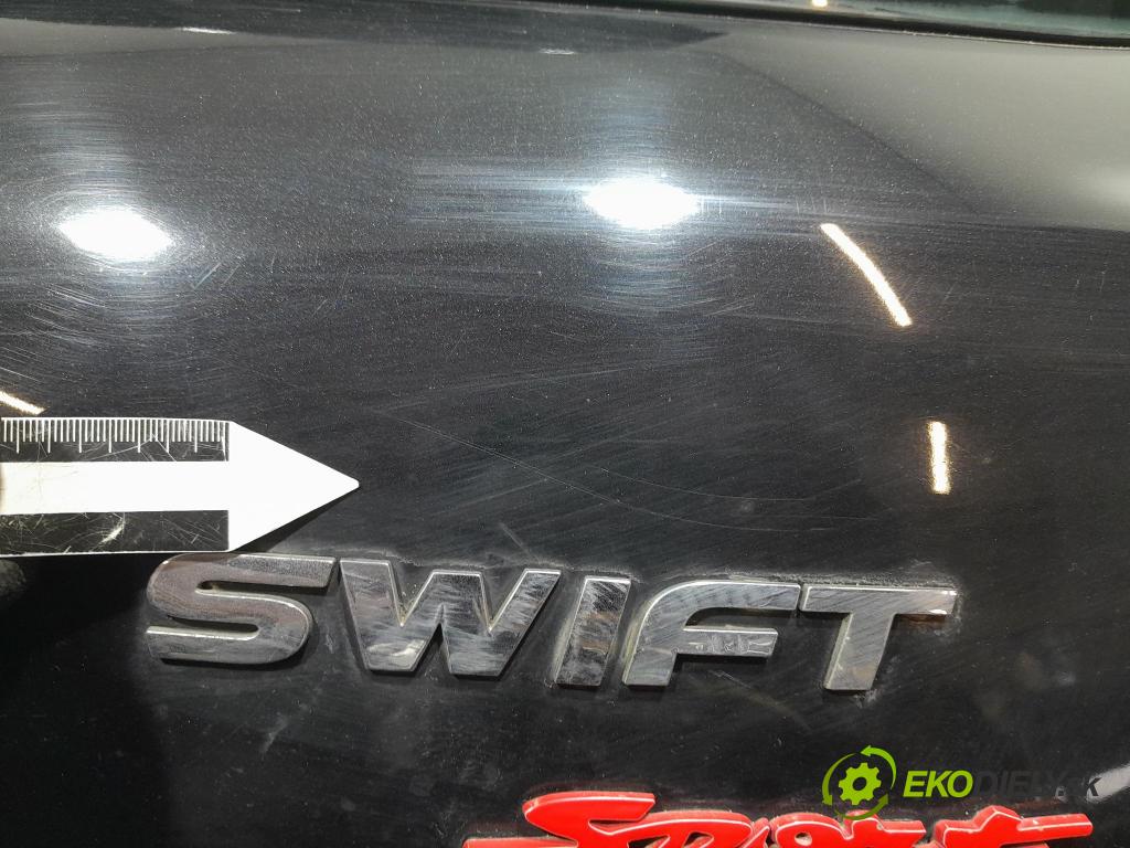 Suzuki Swift 2007 zadna dveře kufra: kufra:
