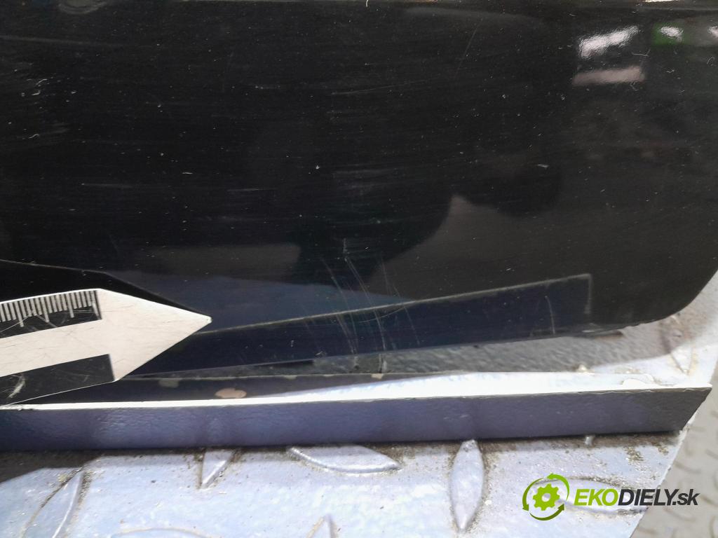 Suzuki Swift 2007 zadna dveře kufra: kufra: