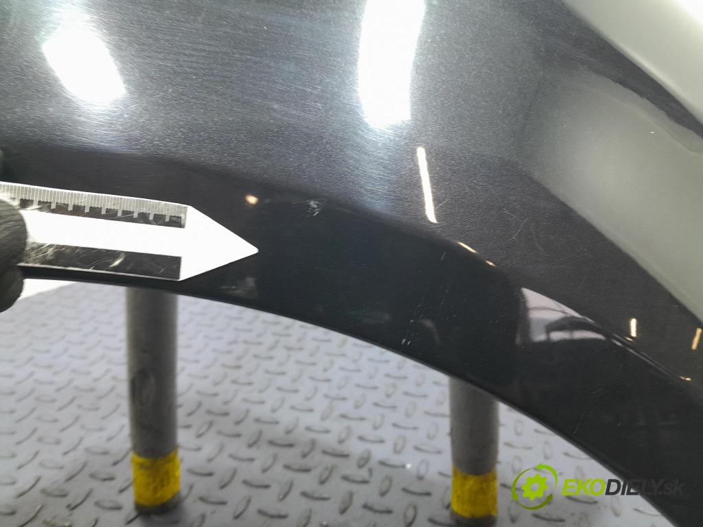 Suzuki Swift 2007 blatník Predné v pravo: