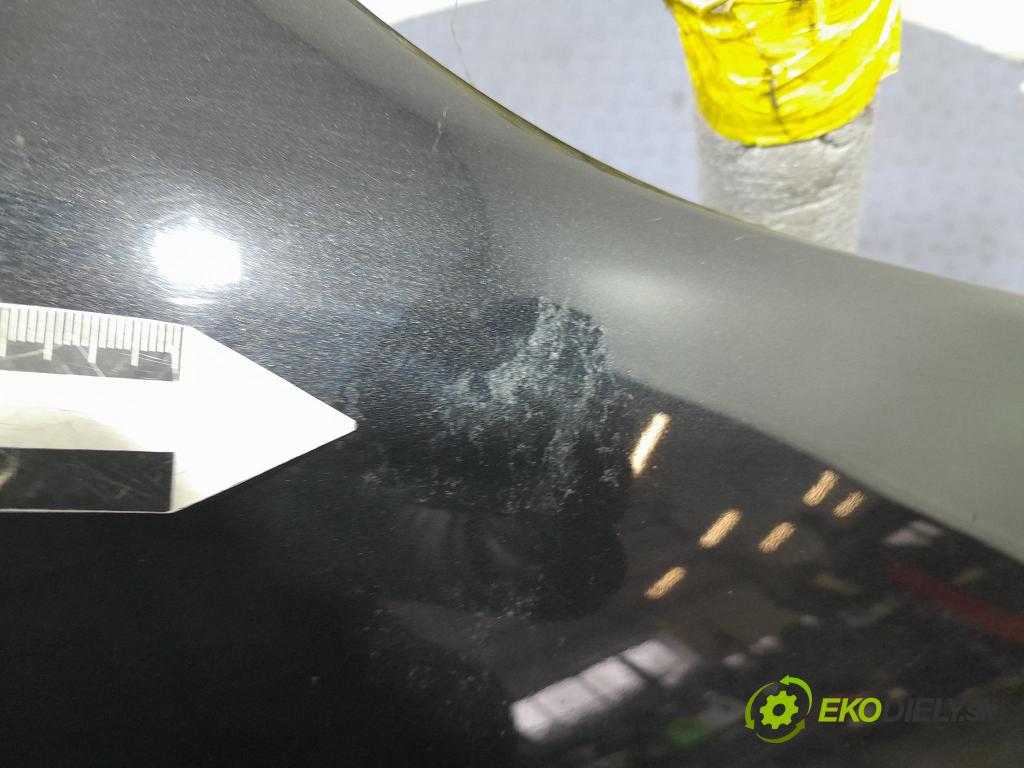 Suzuki Swift 2007 blatník Predné v pravo: