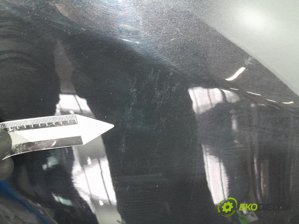 Suzuki Swift 2007 blatník Predné v pravo: